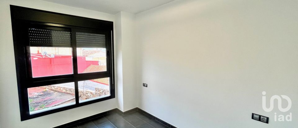 Piso 3 habitaciones de 109 m² en Torreblanca (12596)