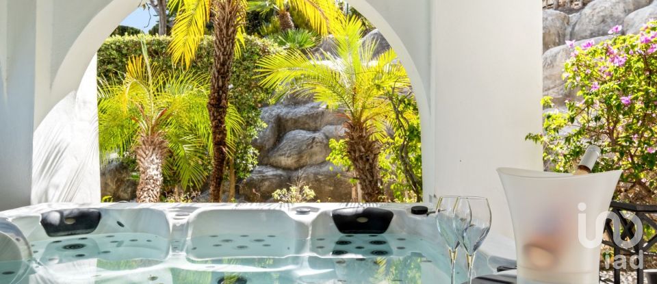 Apartment 2 bedrooms of 194 m² in Marbella (29603)