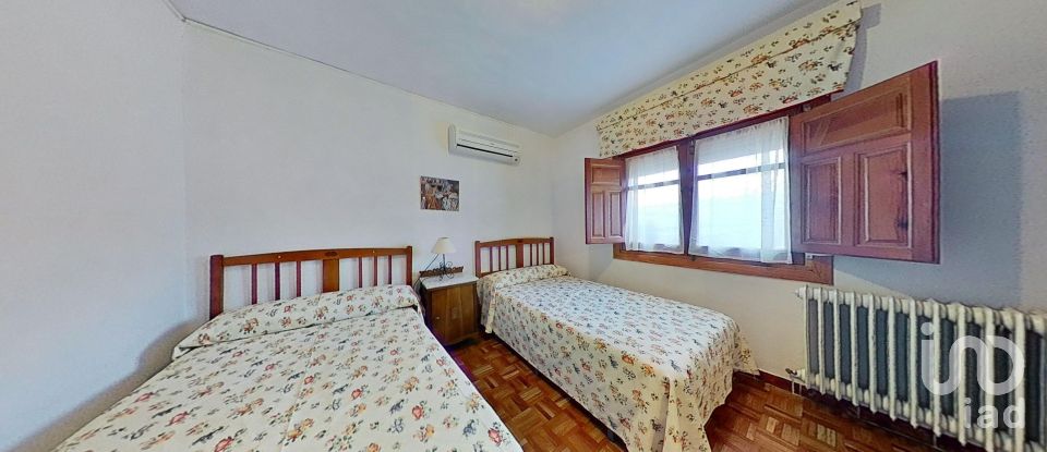 Immeuble de 560 m² à Ruidera (13249)