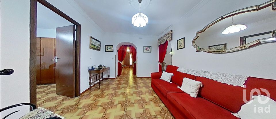 Immeuble de 560 m² à Ruidera (13249)