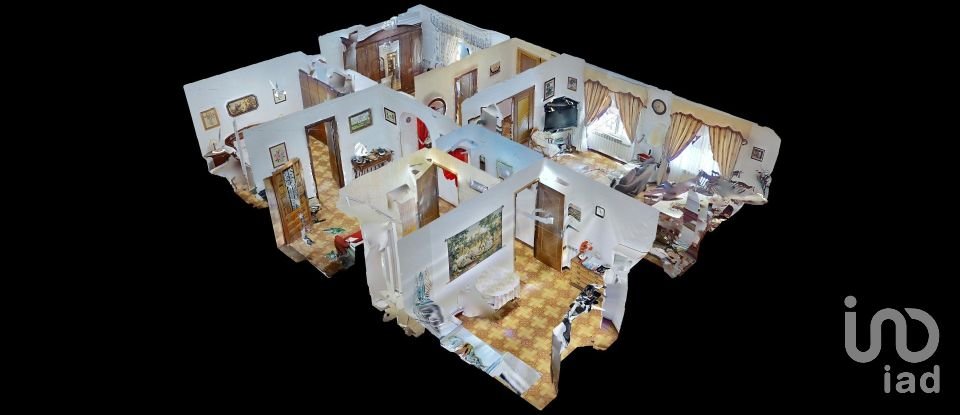 Immeuble de 560 m² à Ruidera (13249)