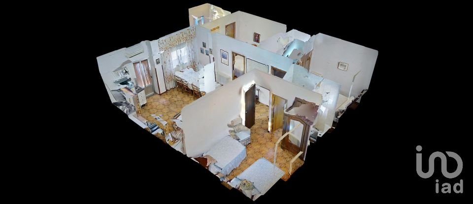 Immeuble de 560 m² à Ruidera (13249)