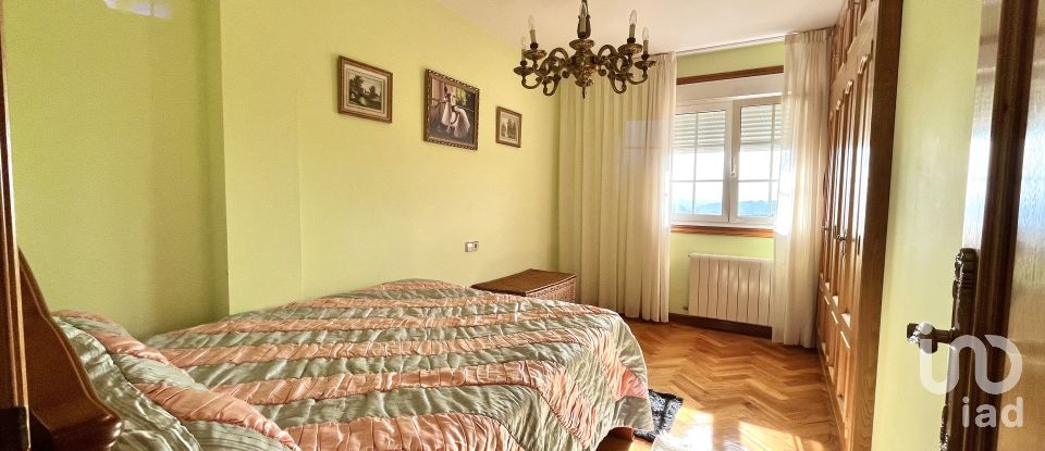 Chalet 5 habitaciones de 336 m² en Acea Da Ma (15174)