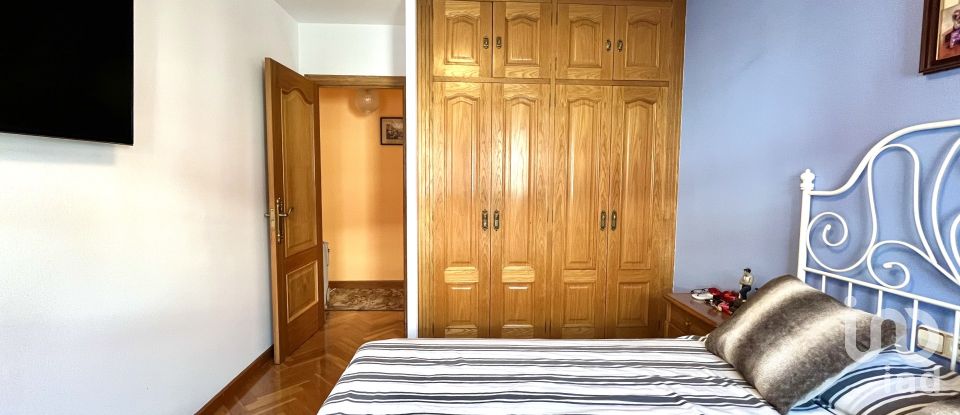 Chalet 5 habitaciones de 336 m² en Acea Da Ma (15174)