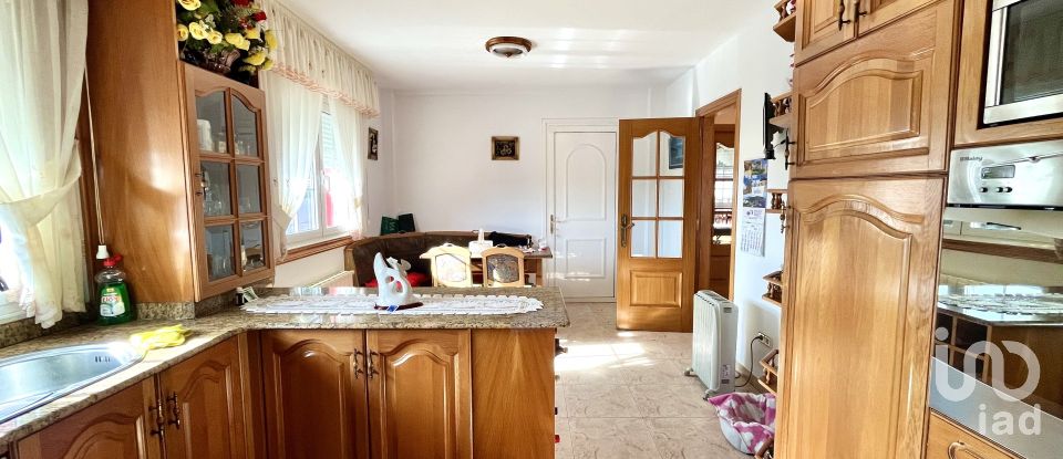 Chalet 5 habitaciones de 336 m² en Acea Da Ma (15174)