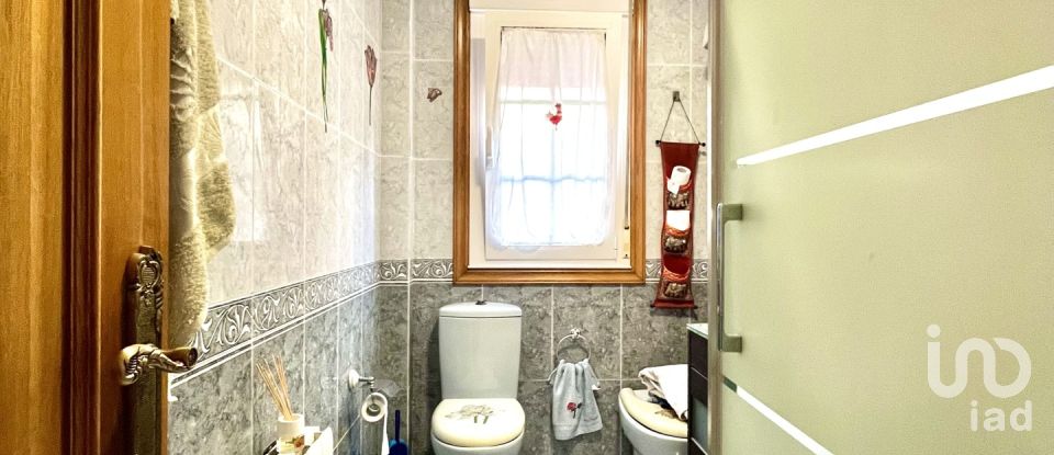 Chalet 5 habitaciones de 336 m² en Acea Da Ma (15174)