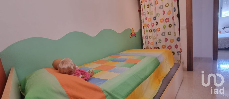 Appartement 3 chambres de 82 m² à Deltebre (43580)