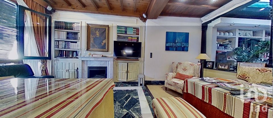 Palacete 8 habitaciones de 550 m² en Almuñécar (18690)