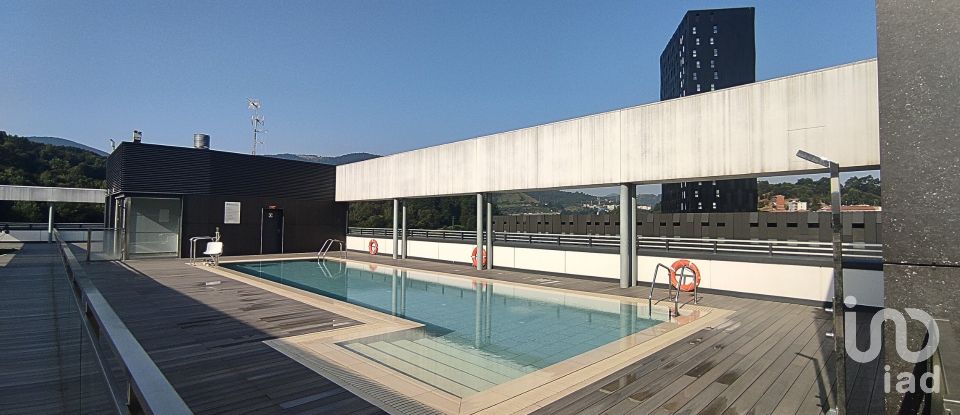 Pis 3 habitacions de 109 m² a Bilbao (48004)