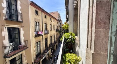 Piso 4 habitaciones de 122 m² en Barcelona (08002)