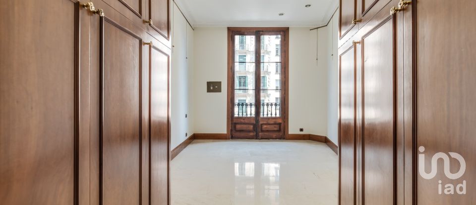 Pis 3 habitacions de 140 m² a Barcelona (08007)