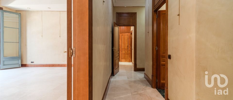 Pis 3 habitacions de 140 m² a Barcelona (08007)