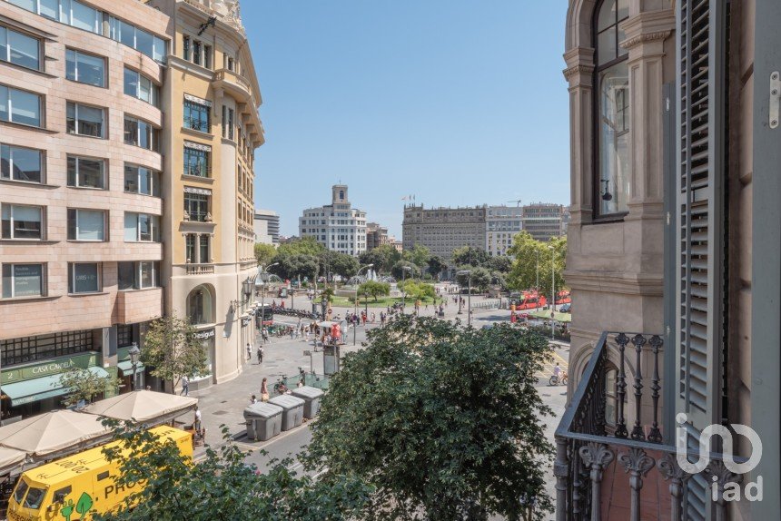 Piso 3 habitaciones de 140 m² en Barcelona (08007)