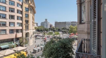 Pis 3 habitacions de 140 m² a Barcelona (08007)
