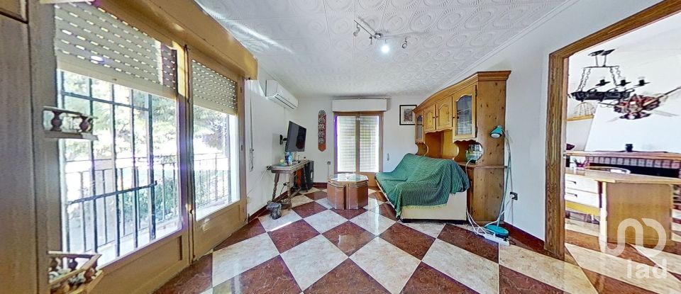 Chalet 4 habitaciones de 301 m² en Crevillent (03330)