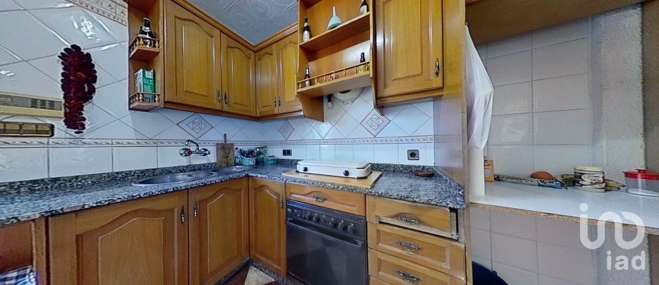 Chalet 4 habitaciones de 301 m² en Crevillent (03330)