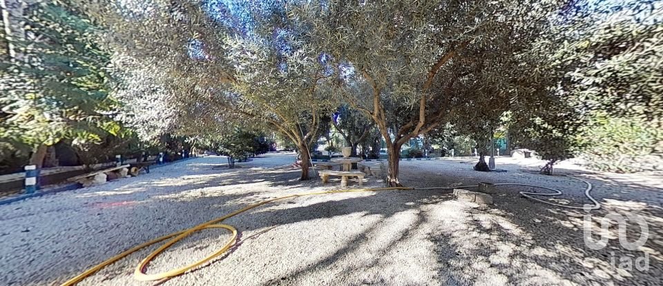 Chalet 4 habitaciones de 301 m² en Crevillent (03330)