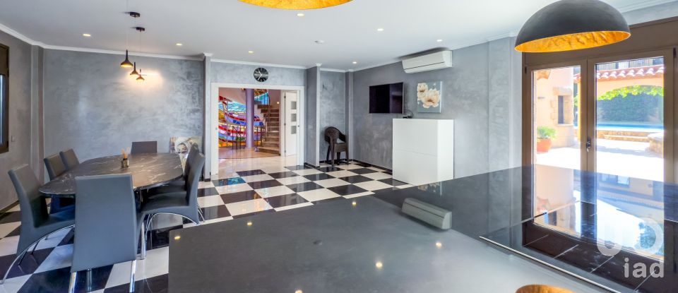 Casa senyorial 6 habitacions de 355 m² a Lloret de Mar (17310)