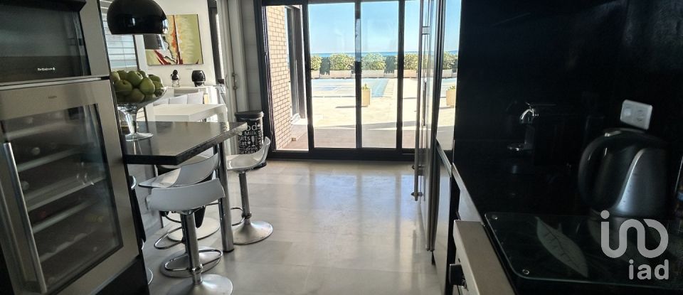 Cottage 3 bedrooms of 269 m² in La Manga del Mar Menor (30380)