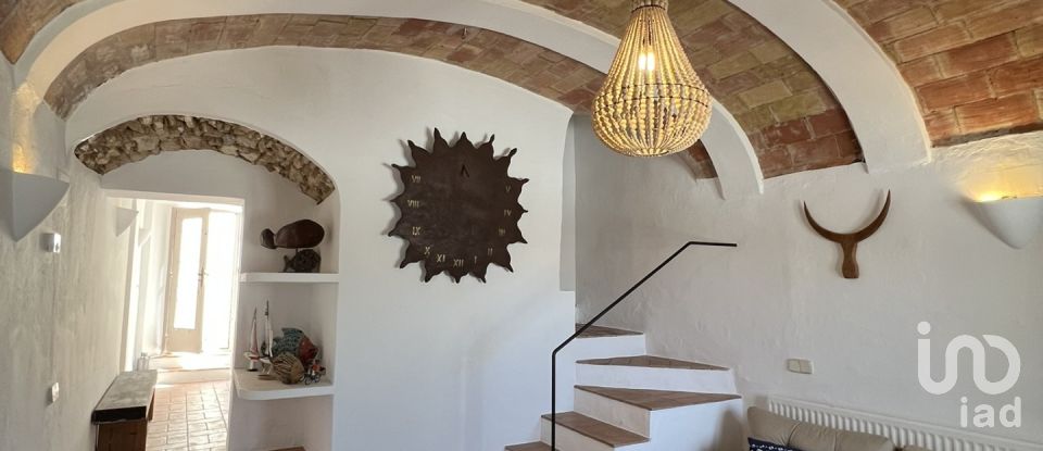 Casa de poble 4 habitacions de 227 m² a Begur (17255)