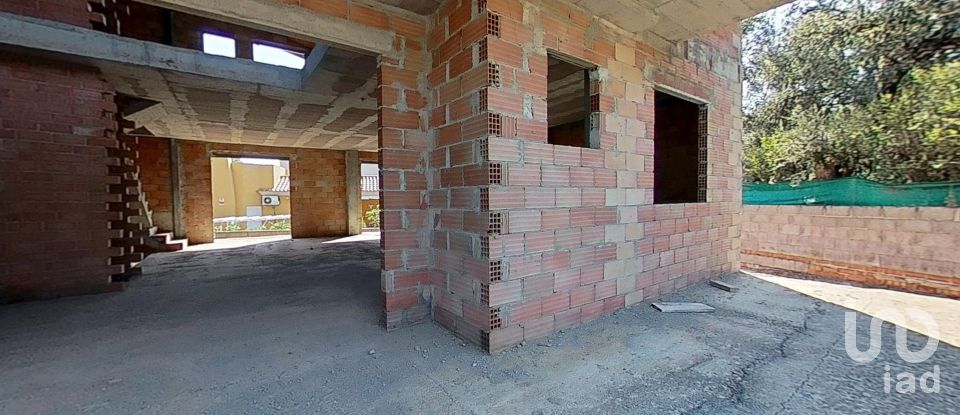 Vivienda unifamiliar  0 habitaciones de 430 m² en Artana (12527)