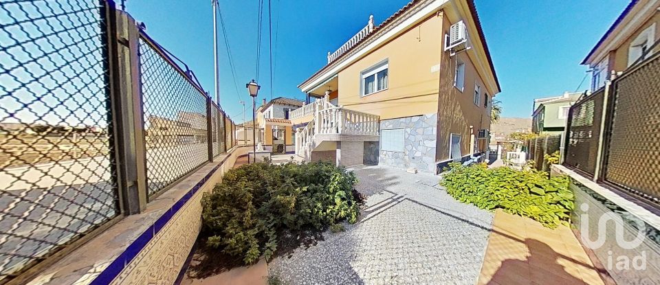 Chalet 5 habitaciones de 235 m² en Camino Viejo de Callosa (03317)