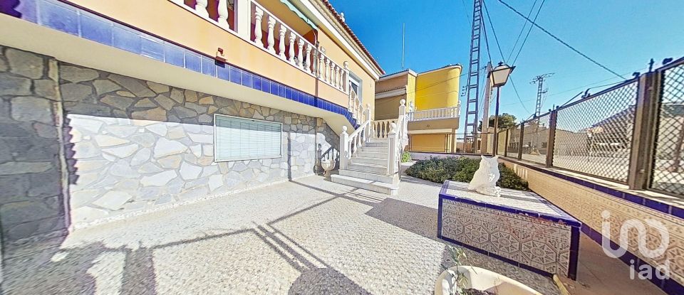 Chalet 5 habitaciones de 235 m² en Camino Viejo de Callosa (03317)