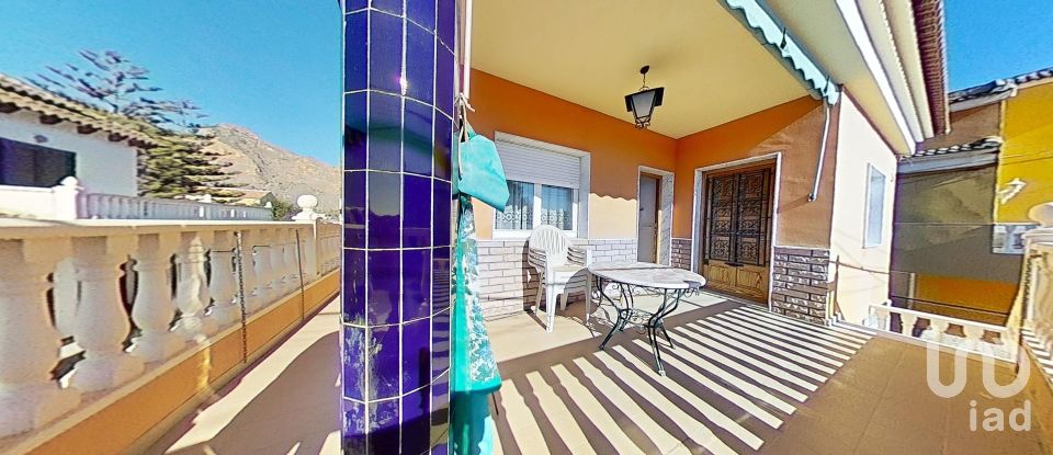 Chalet 5 habitaciones de 235 m² en Camino Viejo de Callosa (03317)