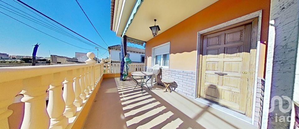 Chalet 5 habitaciones de 235 m² en Camino Viejo de Callosa (03317)