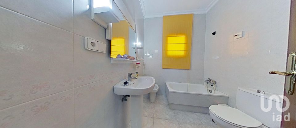 Chalet 5 habitaciones de 235 m² en Camino Viejo de Callosa (03317)