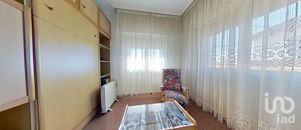 Chalet 5 habitaciones de 235 m² en Camino Viejo de Callosa (03317)