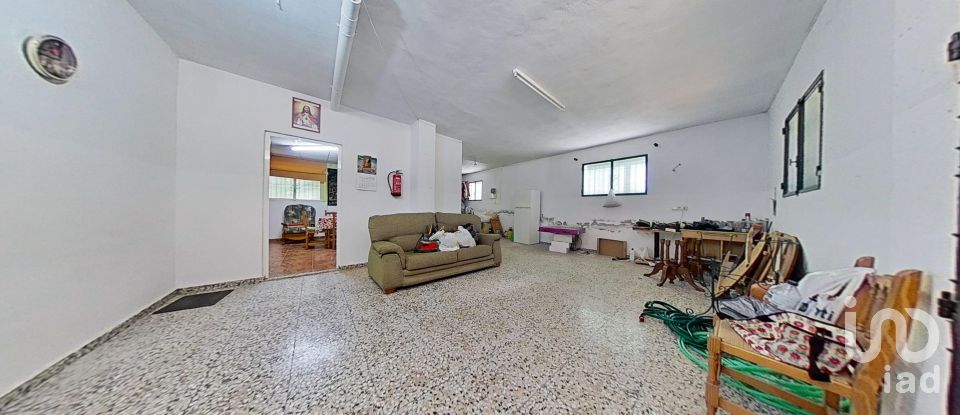 Chalet 5 habitaciones de 235 m² en Camino Viejo de Callosa (03317)