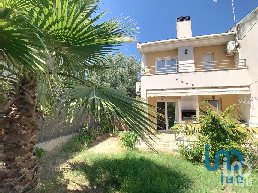 Maison 4 chambres de 118 m² à Urbanitzacio Bera (43883)