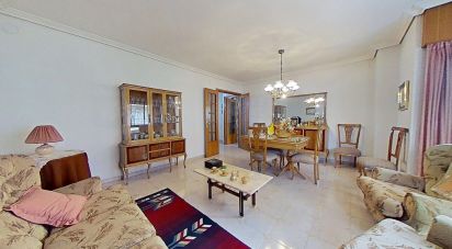 Village house 5 bedrooms of 240 m² in Sant Carles de La Rapita (43540)