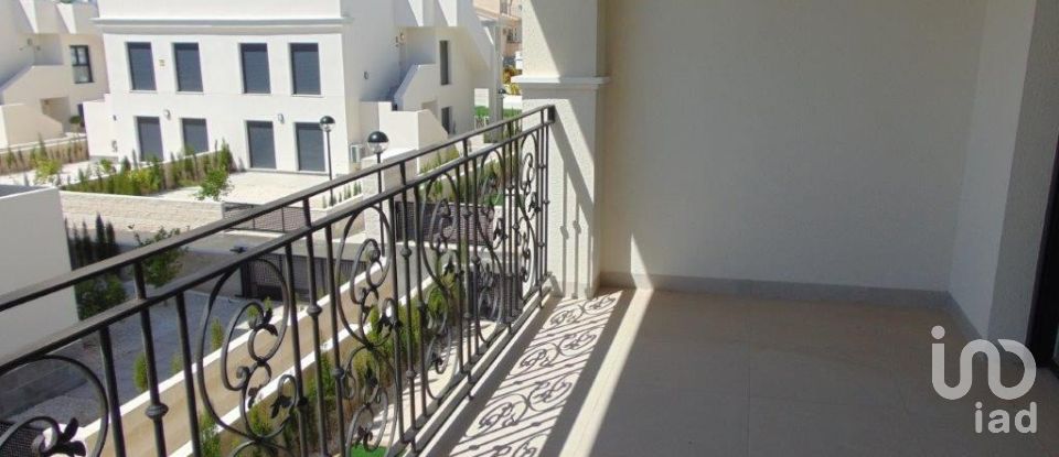 Ático 2 habitaciones de 75 m² en Rojales (03170)