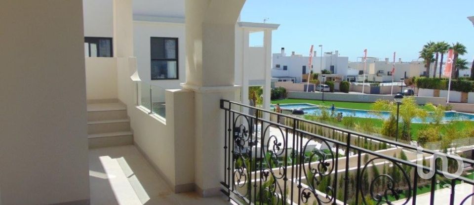 Ático 2 habitaciones de 75 m² en Rojales (03170)