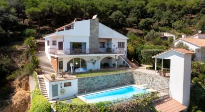 Maison 4 chambres de 299 m² à Alella (08328)