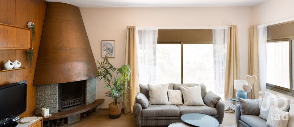 House 4 bedrooms of 299 m² in Alella (08328)