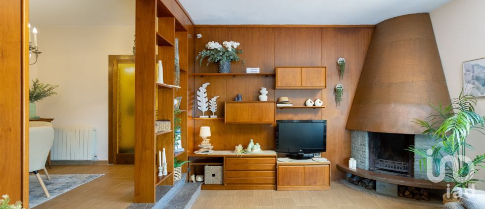 House 4 bedrooms of 299 m² in Alella (08328)