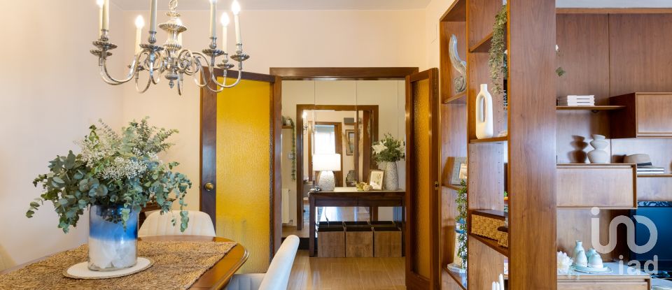 House 4 bedrooms of 299 m² in Alella (08328)