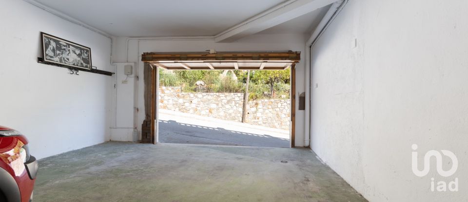 House 4 bedrooms of 299 m² in Alella (08328)