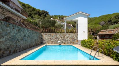 Maison 4 chambres de 299 m² à Alella (08328)