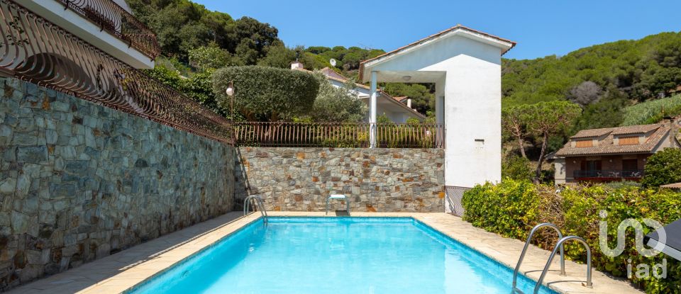 House 4 bedrooms of 299 m² in Alella (08328)