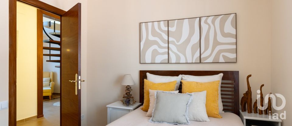 House 4 bedrooms of 299 m² in Alella (08328)