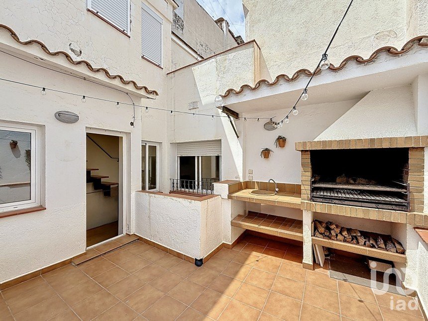 Triple 3 habitaciones de 74 m² en Sant Pol de Mar (08395)