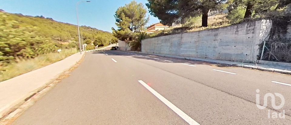 Terreny urbà de 953 m² a Almoster (43393)