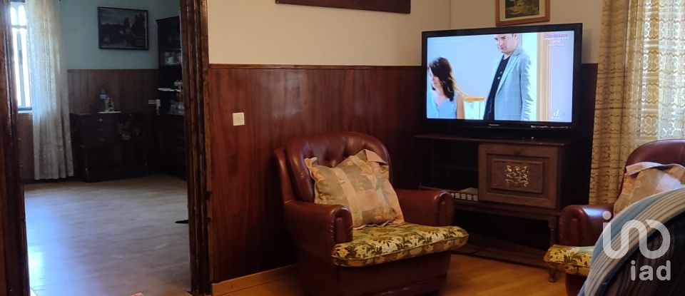 Village house 7 bedrooms of 370 m² in Nistal (24395)