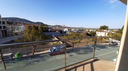 Piso 3 habitaciones de 110 m² en Pego (03780)