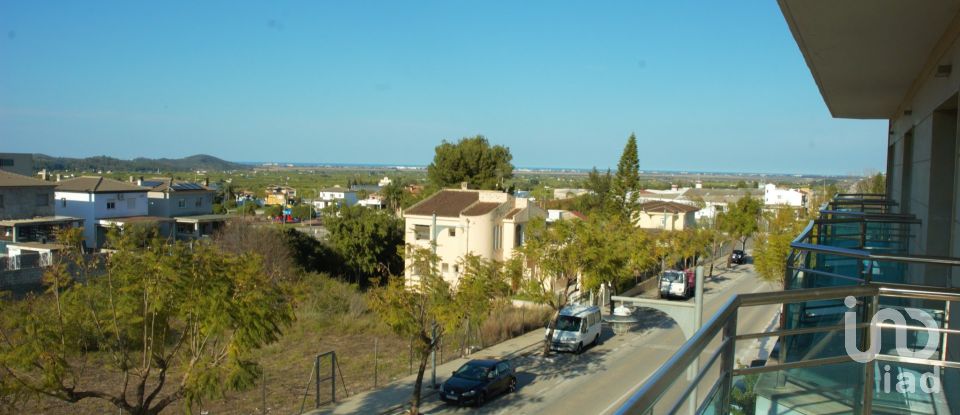 Piso 3 habitaciones de 110 m² en Pego (03780)