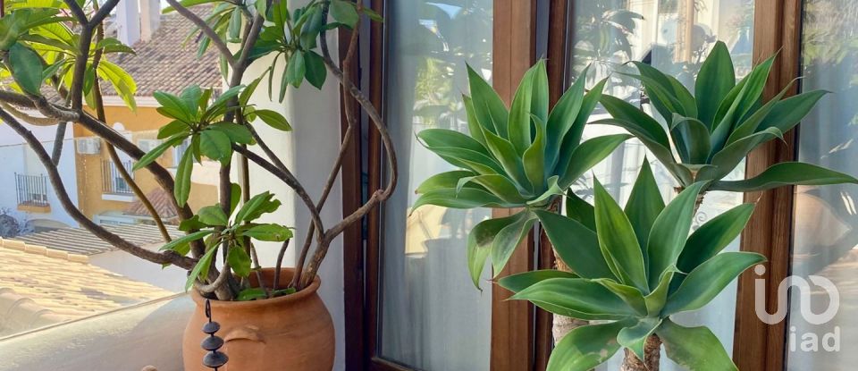 Cottage 3 bedrooms of 130 m² in Málaga (29018)